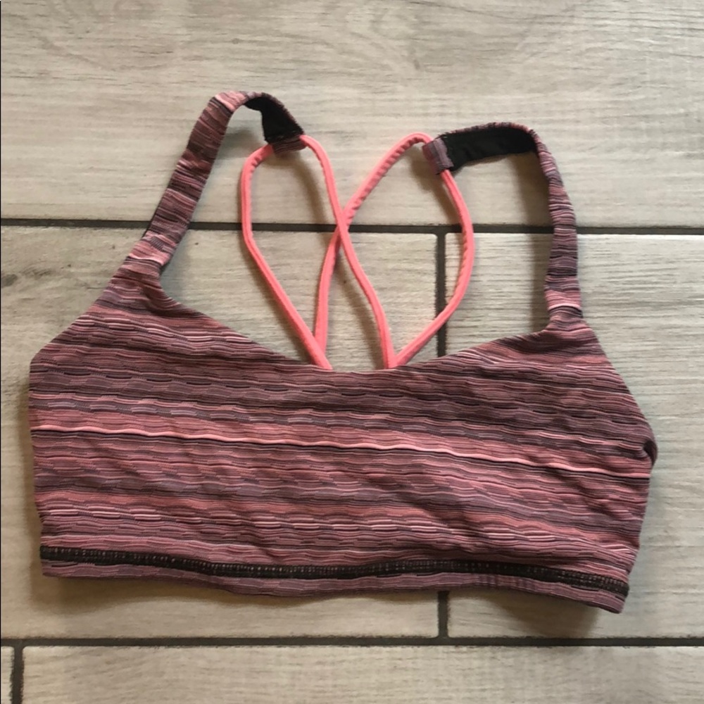 Lululemon sports bra